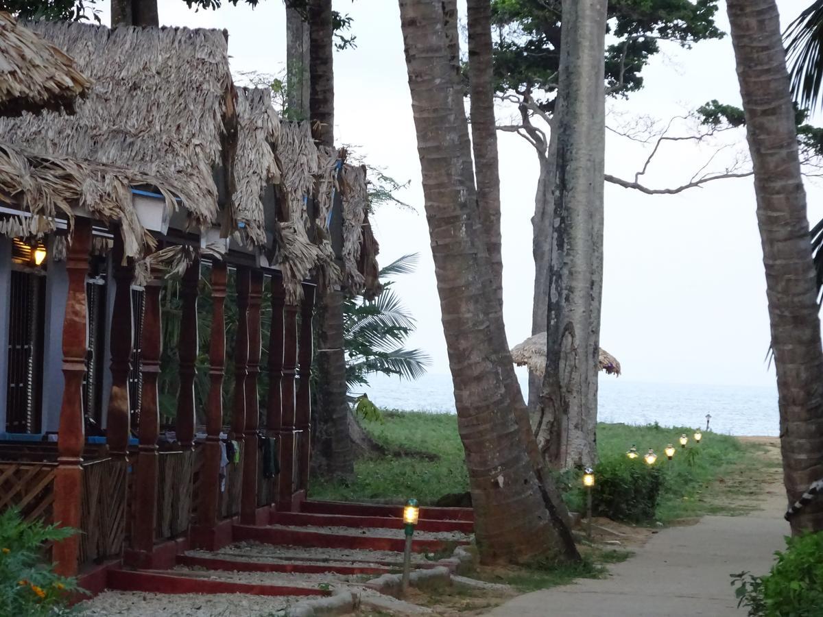 Pearl Park Beach Resort Lakshmanpur Exterior foto